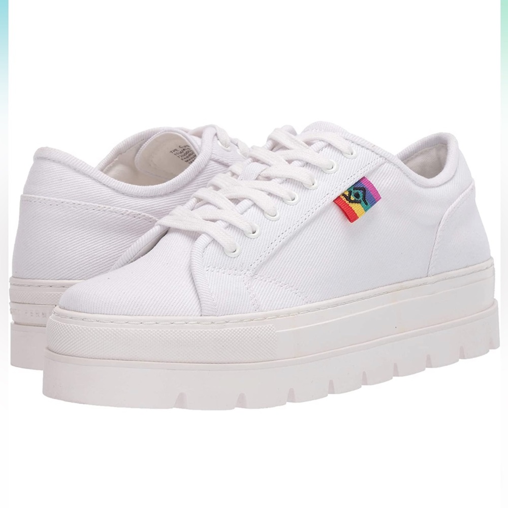 Katy Perry “The Cape” White Platform Sneakers